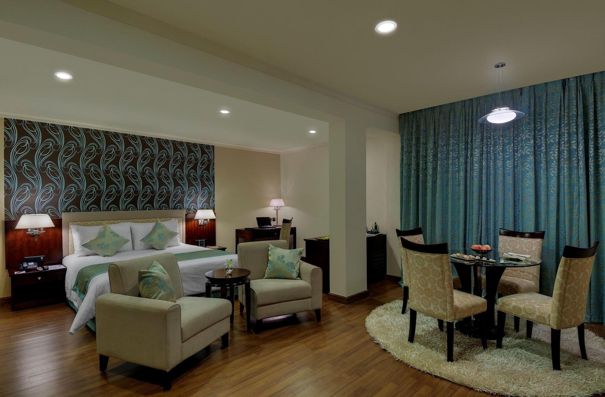 Royalton Hyderabad Abids Hotel Room photo