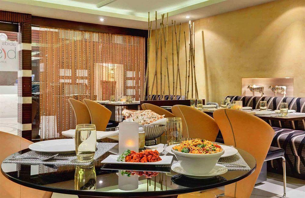 Royalton Hyderabad Abids Hotel Restaurant photo