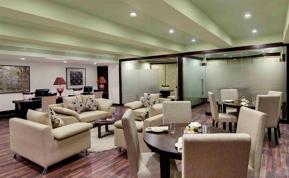 Royalton Hyderabad Abids Hotel Interior photo